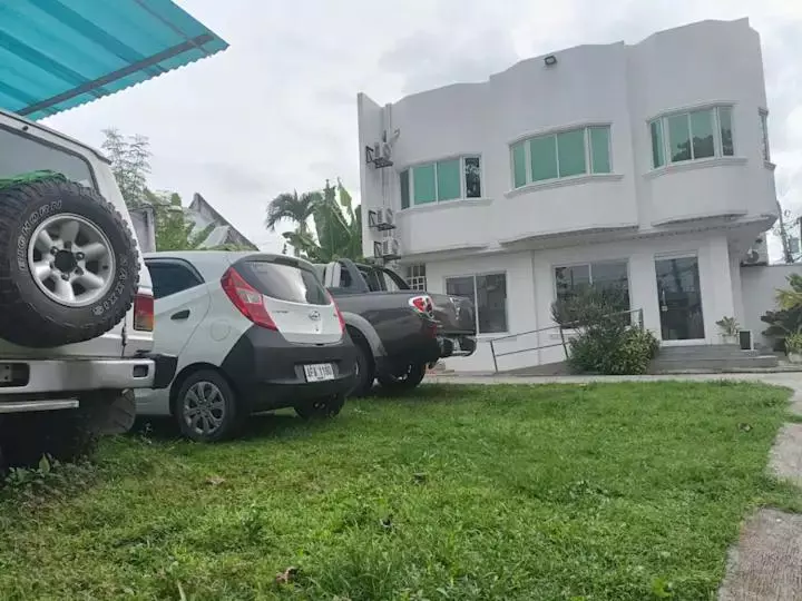 Sillero Painting Gallery And Hostel