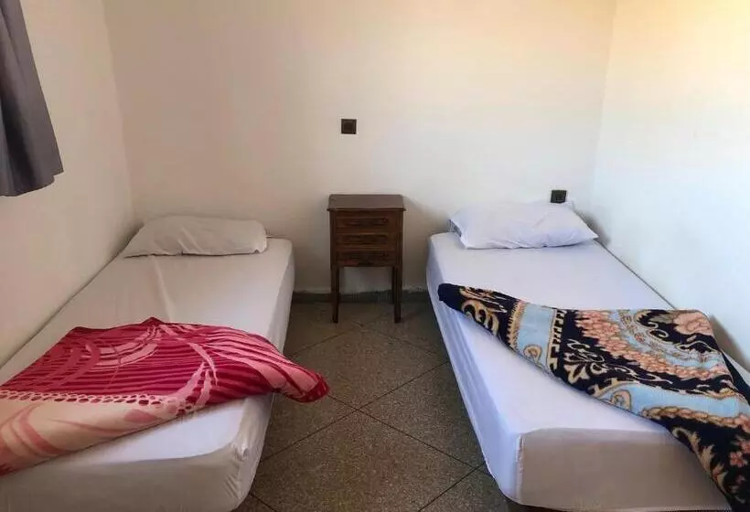 Retkeilymaja Oceana Surf House