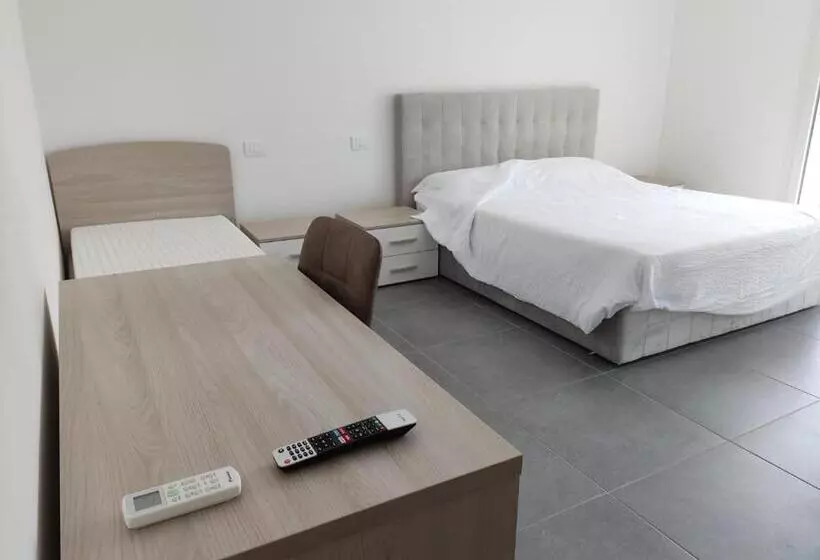 ベッドアンドブレックファースト Beb E Ristorante Fish Art