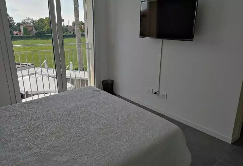 ベッドアンドブレックファースト Beb E Ristorante Fish Art