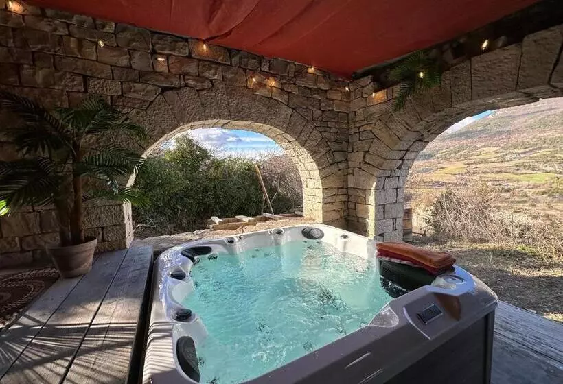 ベッドアンドブレックファースト La Terrasse ,jaccuzi Et Entree Privee