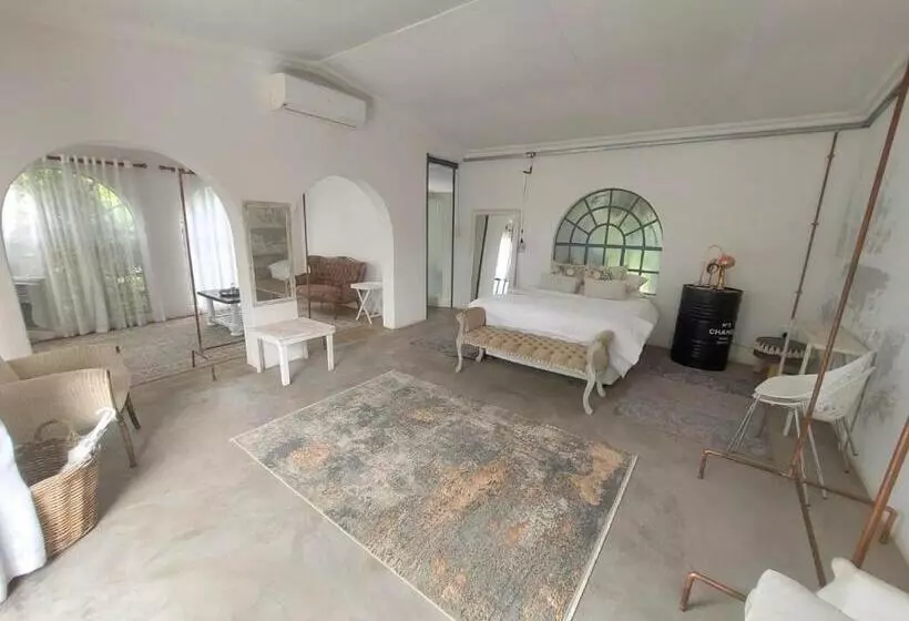 Aamiaismajoitus (B&B) Lieu De Grace