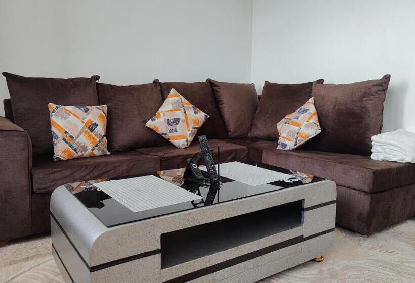 تختخواب و صبحانه Mely Homes