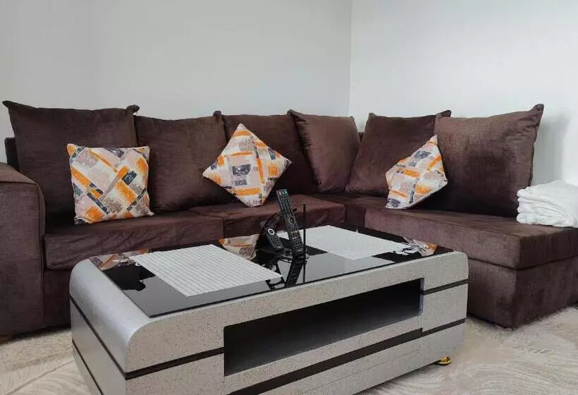 تختخواب و صبحانه Mely Homes