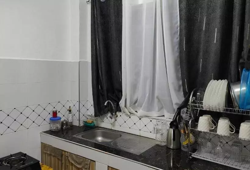 تختخواب و صبحانه Mely Homes