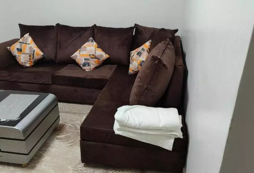 تختخواب و صبحانه Mely Homes