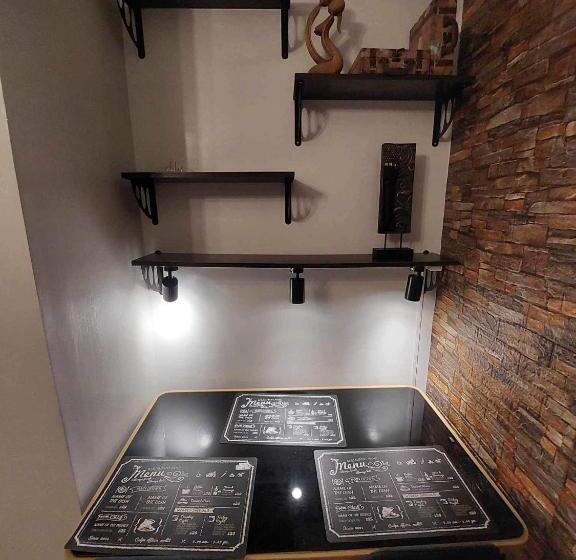 Comfy Unit With Fast Wifi Along Lacson St