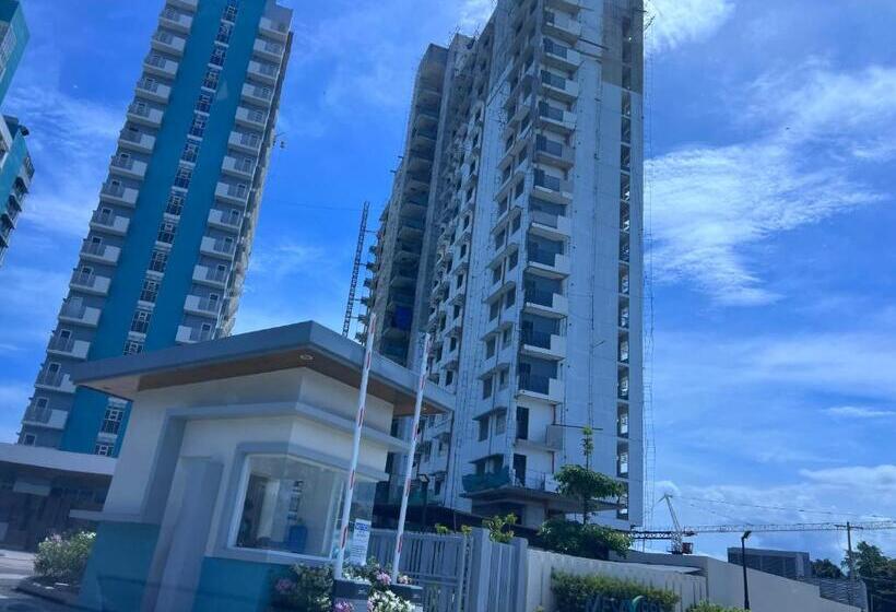 Comfy Unit With Fast Wifi Along Lacson St