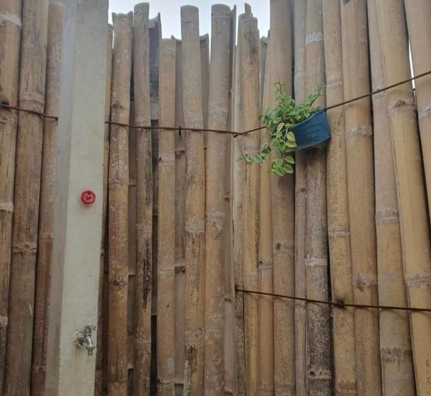 בית מלון כפרי Fins Pacific Coray Bay By Hiverooms