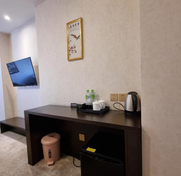 בית מלון כפרי Friendship