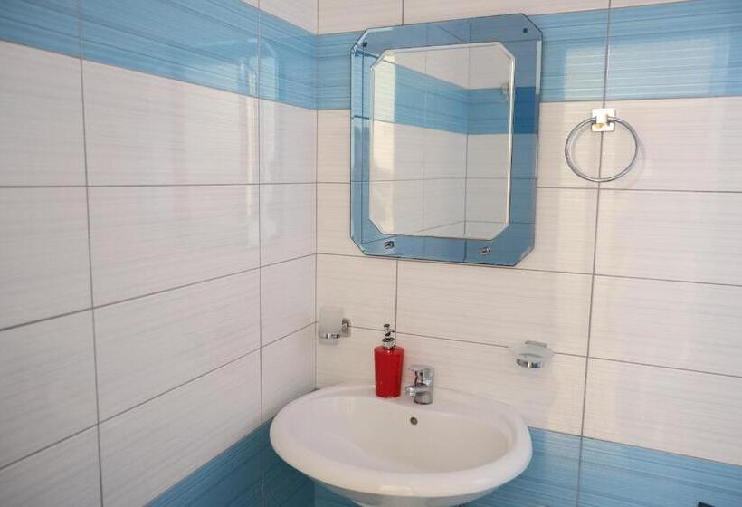 בית מלון כפרי Gusto