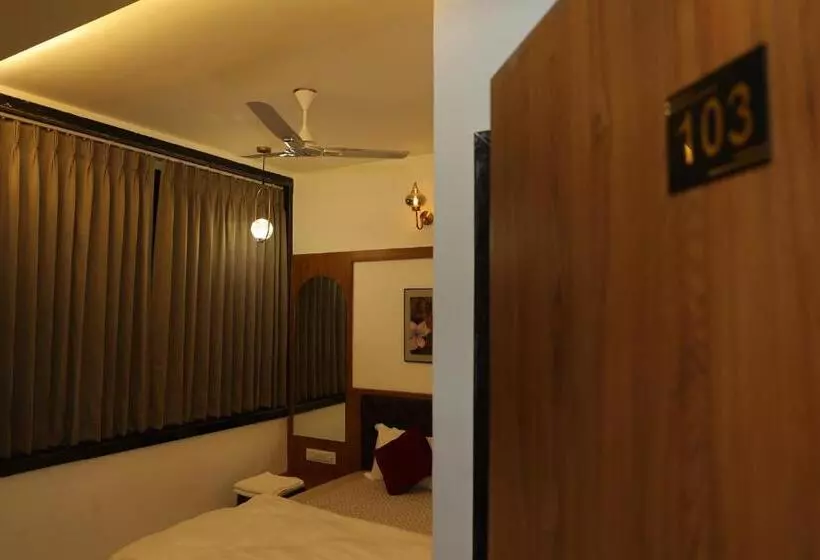 ホテル Hari Home Stay