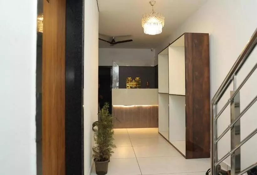 ホテル Hari Home Stay