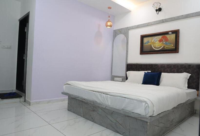 Отель Hari Home Stay