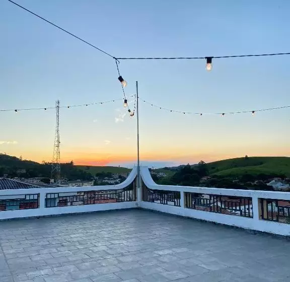 ホテル Soares Camargo