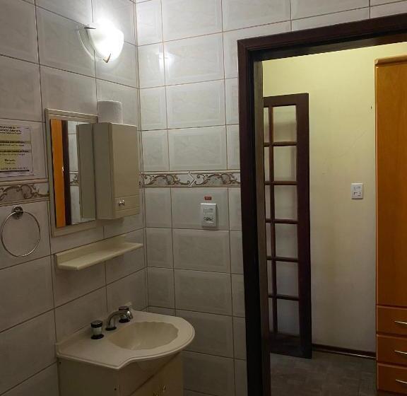 Отель Soares Camargo