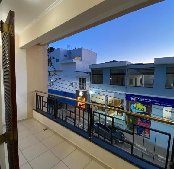 Отель Soares Camargo