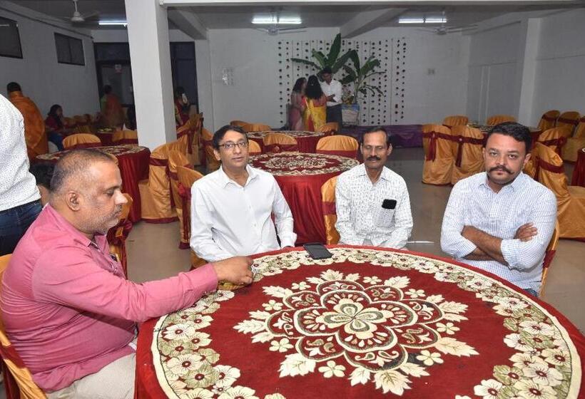 Hotel Tanish, Lodging, Boarding And Resturant