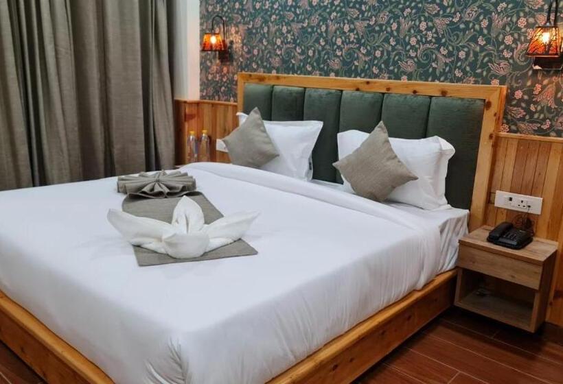 Hotel The Wild Arena