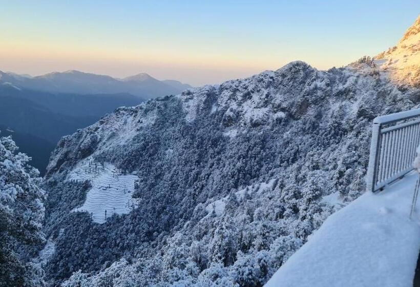 Hotel The Wild Arena