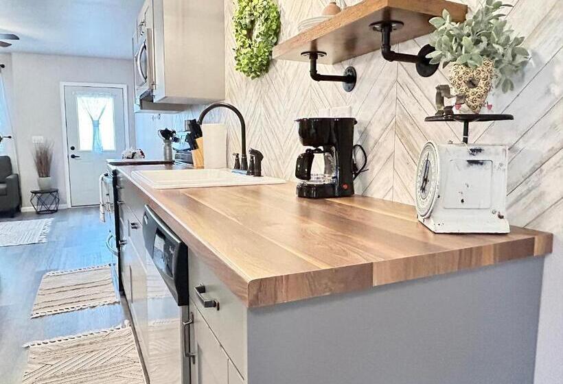 ホテル Time Travel Inn