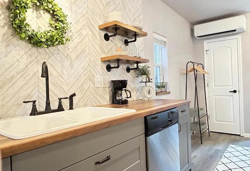 호텔 Time Travel Inn