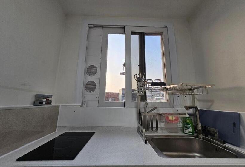 Pension (Hôtel basse catégorie) Anjin2ne