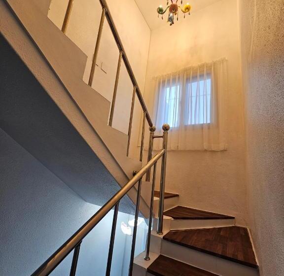 Pension (Hôtel basse catégorie) Anjin2ne