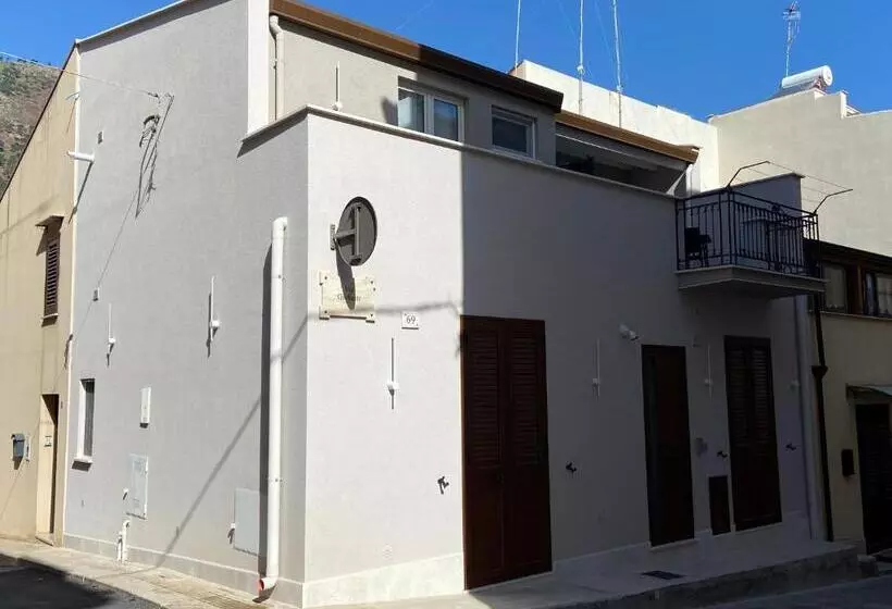 Majatalo Allumaro House