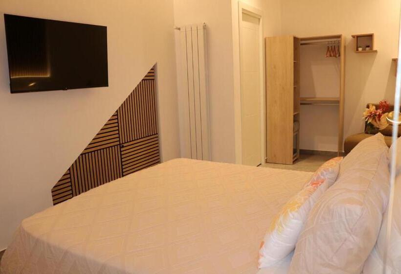 بنسيون Allumaro House