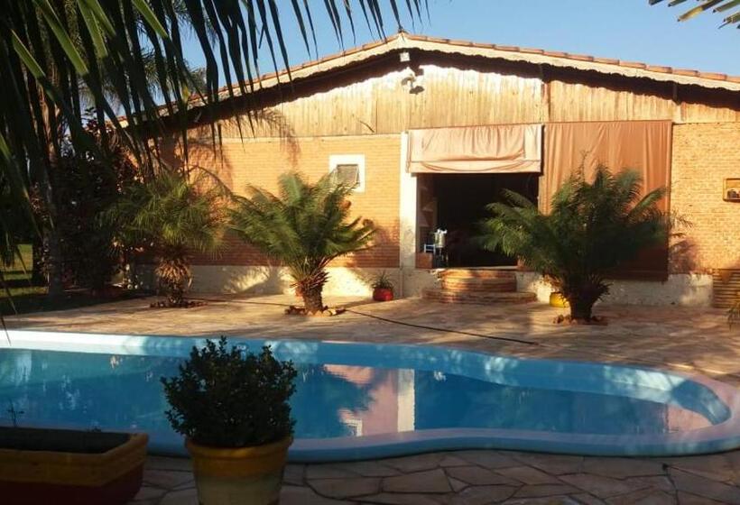 ペンション Casa Em São Pedro Estilo Chalé