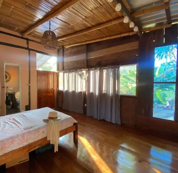 ペンション Casa Mar
