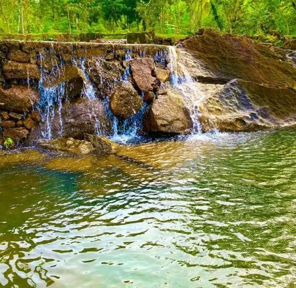 Majatalo Mist Of Sinharaja Eco Lodge