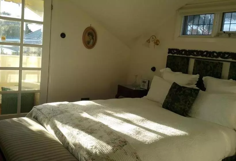 پانسیون Mornington Guest House