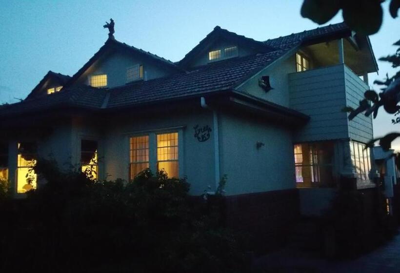 Пансион Mornington Guest House