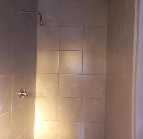 Пансион Tanganani Guest House