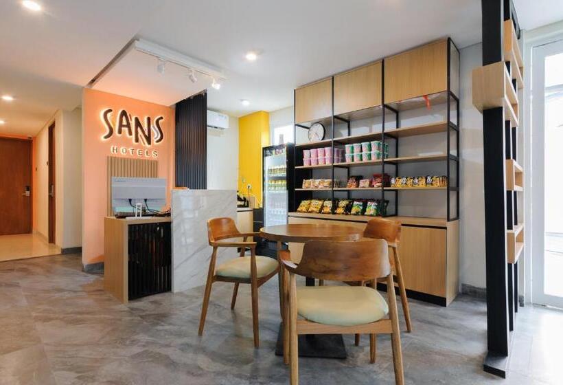 Sans Hotel Pesona Bekasi