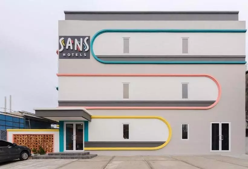 Sans Hotel Pesona Bekasi
