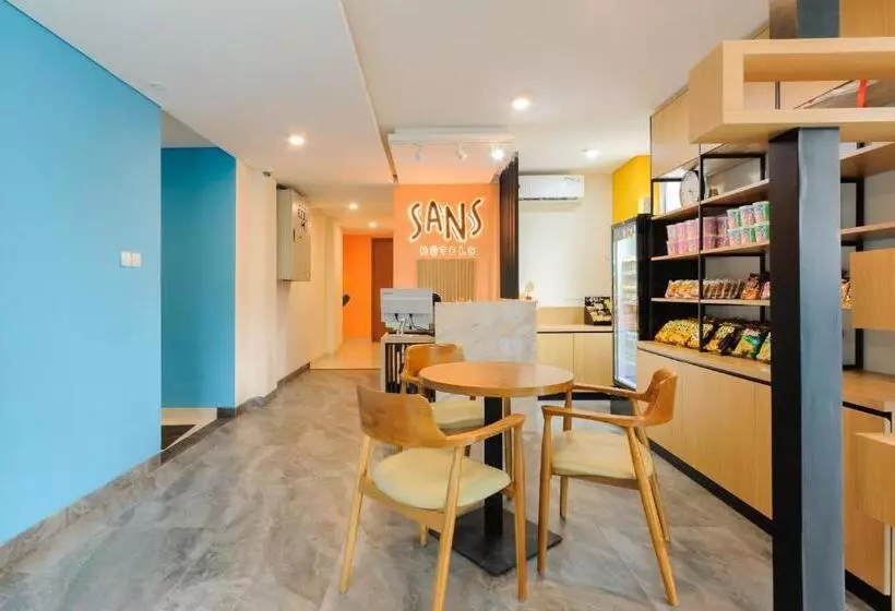 Sans Hotel Pesona Bekasi