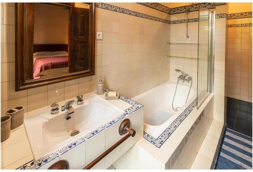 تختخواب و صبحانه Alojamento Estrela Cottage