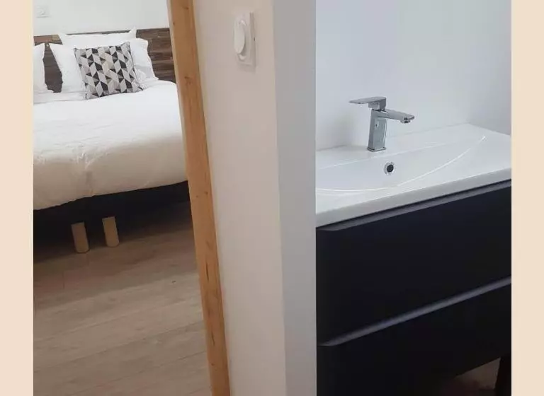 Aamiaismajoitus (B&B) Au Vert Des Lys Chambres D Hôtes