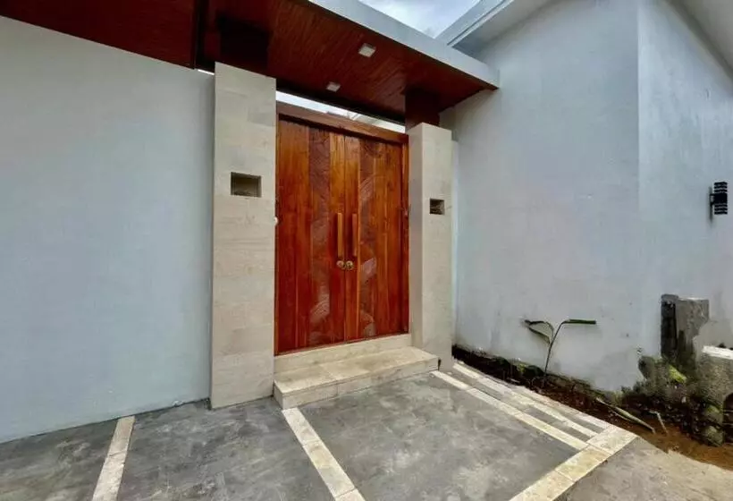 ホテル Belvilla Tirta Sari Resort Central Ubud