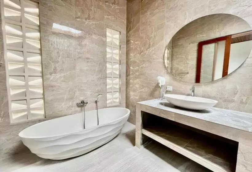 ホテル Belvilla Tirta Sari Resort Central Ubud