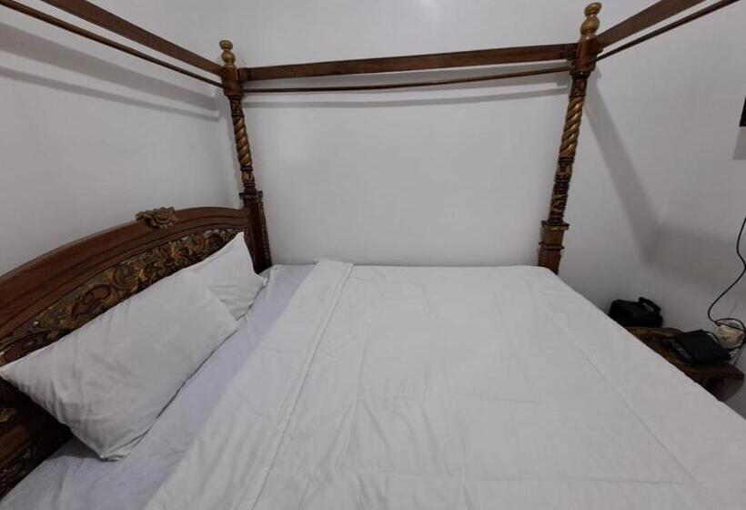 فندق Oyo 93814 Amanda Homestay