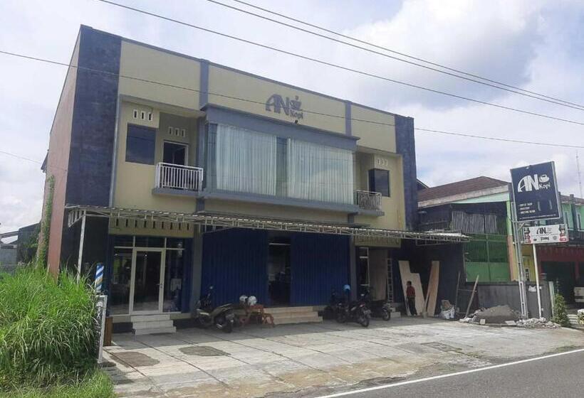 Hotel Oyo 93860 Wonosobo Bunkbed