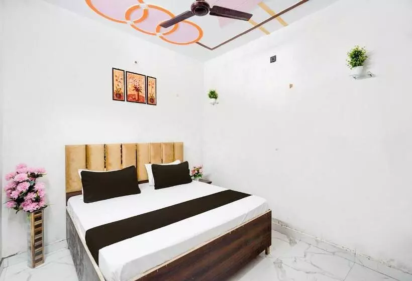ホテル Oyo Jannat Residency