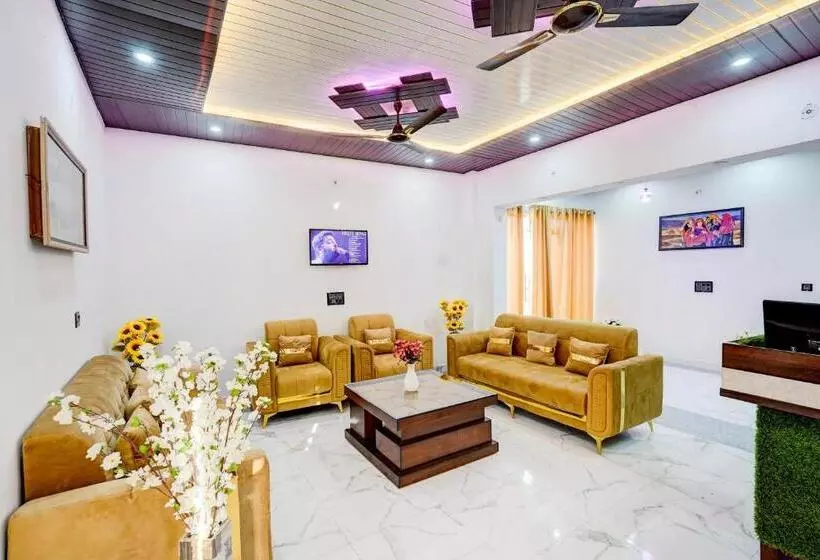 ホテル Oyo Jannat Residency