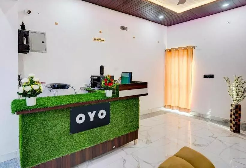 ホテル Oyo Jannat Residency