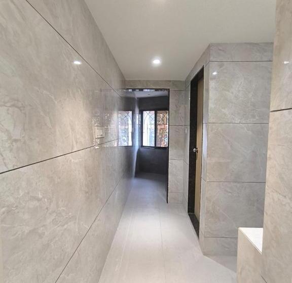 Hotel Raman Dormitory