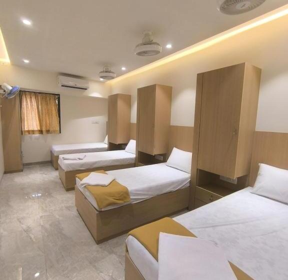 Hotel Raman Dormitory